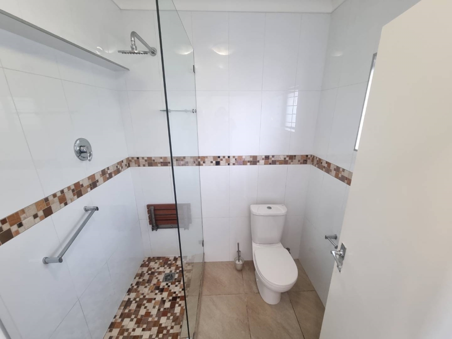 To Let 0 Bedroom Property for Rent in Sea Point Western Cape